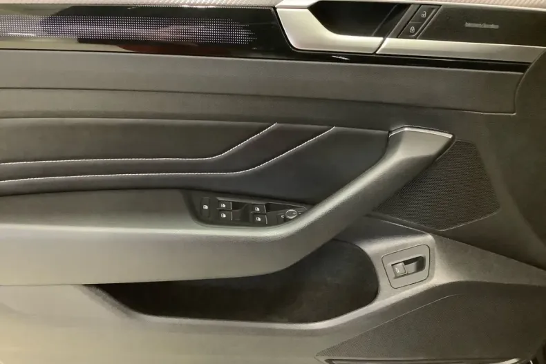 Volkswagen Arteon din 2023 cu 24.715 km - oferta VOL122253 - foto 18