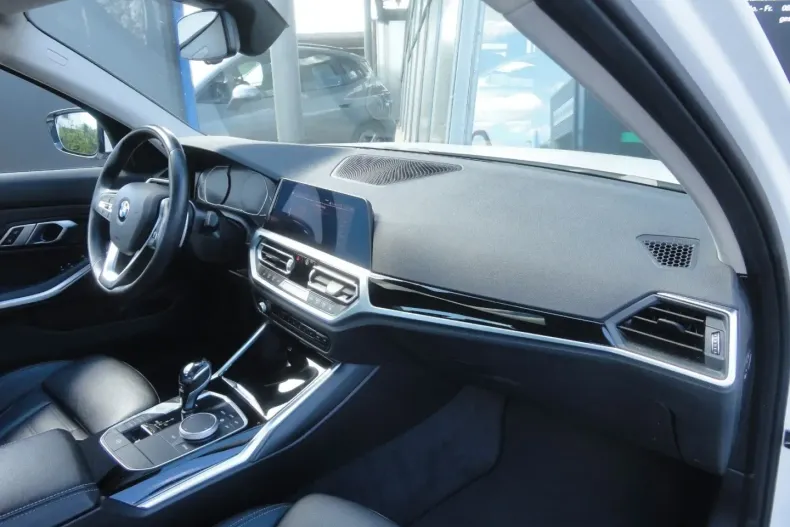 BMW 320 din 2020 cu 49.800 km - oferta BMW122256 - foto 9