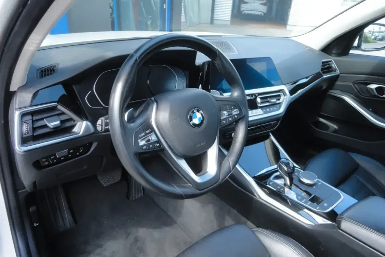 BMW 320 din 2020 cu 49.800 km - oferta BMW122256 - foto 14
