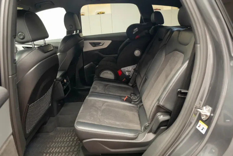 Audi Q7 din 2021 cu 76.000 km - oferta AUD122258 - foto 28