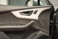 Audi Q7 din 2021 cu 76.000 km - oferta AUD122258 - foto 30