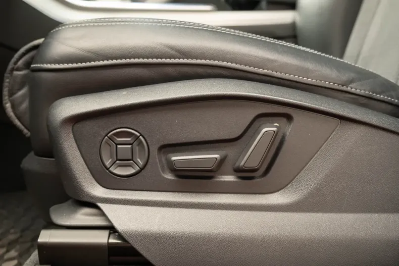 Audi Q7 din 2021 cu 76.000 km - oferta AUD122258 - foto 32