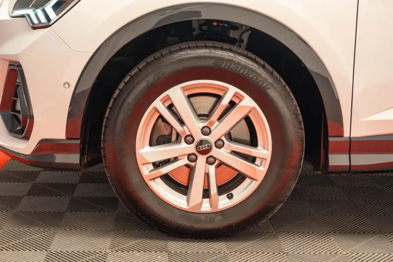 Audi Q3 din 2023 cu 22.000 km - oferta AUD122259 - foto 34