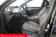 Volkswagen Touareg din 2023 cu 42.722 km - oferta VOL122260 - foto 3