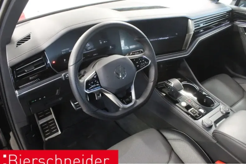 Volkswagen Touareg din 2023 cu 42.722 km - oferta VOL122260 - foto 4