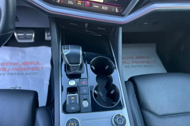 Volkswagen Touareg din 2021 cu 132.370 km - oferta VOL122267 - foto 17