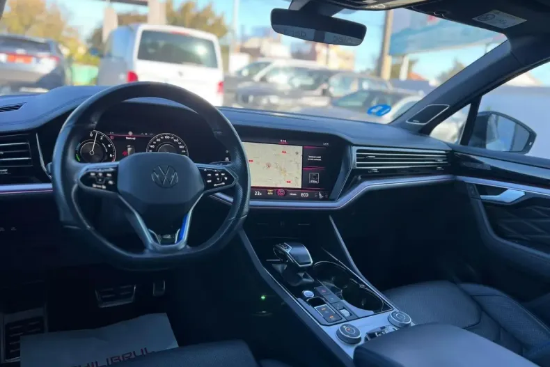 Volkswagen Touareg din 2021 cu 132.370 km - oferta VOL122267 - foto 22