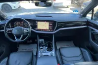 Volkswagen Touareg din 2021 cu 132.370 km - oferta VOL122267 - foto 23