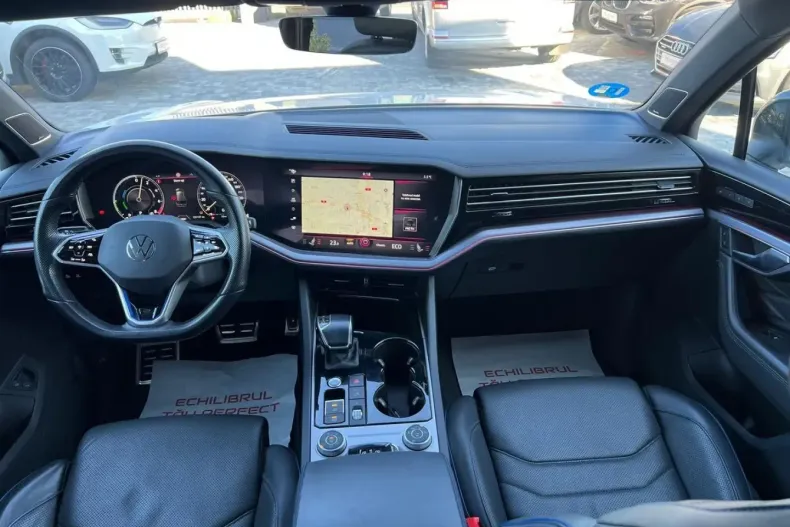 Volkswagen Touareg din 2021 cu 132.370 km - oferta VOL122267 - foto 23