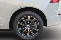 Volvo XC60 din 2020 cu 77.800 km - oferta VOL122273 - foto 8