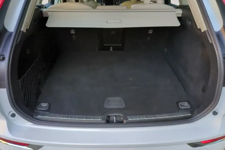 Volvo XC60 din 2020 cu 77.800 km - oferta VOL122273 - foto 9