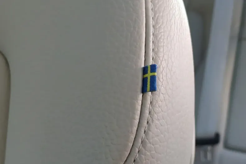 Volvo XC60 din 2020 cu 77.800 km - oferta VOL122273 - foto 20