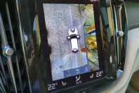 Volvo XC60 din 2020 cu 77.800 km - oferta VOL122273 - foto 24