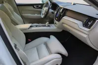 Volvo XC60 din 2020 cu 77.800 km - oferta VOL122273 - foto 25