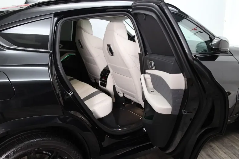 BMW X6 M din 2024 cu 5.150 km - oferta BMW122285 - foto 28