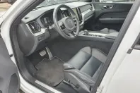 Volvo XC60 din 2021 cu 53.543 km - oferta VOL122290 - foto 8