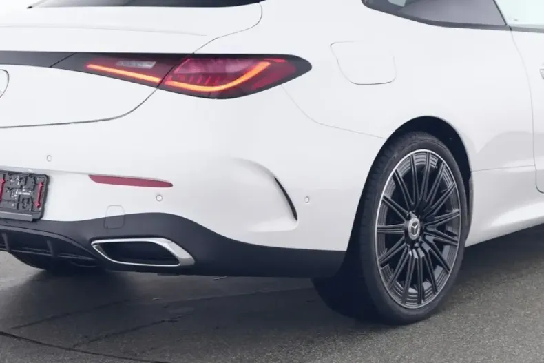 Mercedes-Benz CLE 450 din 2024 cu 20.000 km - oferta MER122294 - foto 5