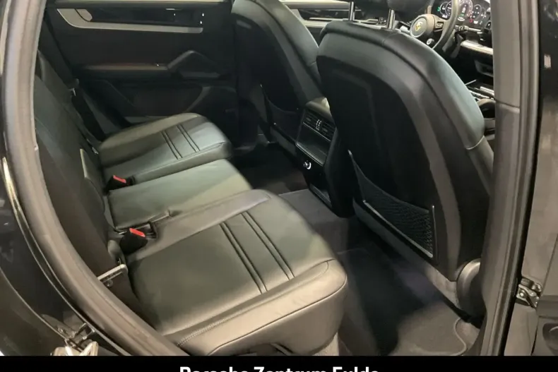 Porsche Cayenne din 2024 cu 15.900 km - oferta POR122295 - foto 21