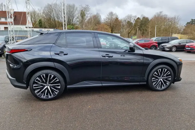 Lexus RZ din 2023 cu 20.822 km - oferta LEX122299 - foto 6