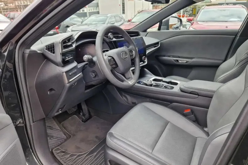 Lexus RZ din 2023 cu 20.822 km - oferta LEX122299 - foto 9