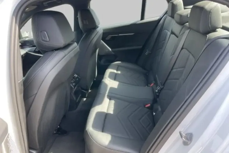 BMW 520 din 2024 cu 10.600 km - oferta BMW122305 - foto 9