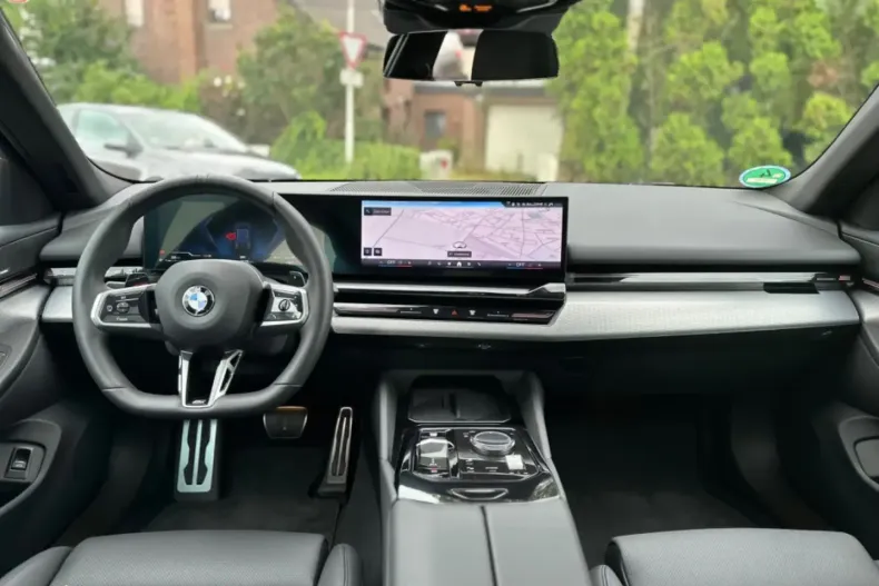 BMW 520 din 2023 cu 9.350 km - oferta BMW122306 - foto 9