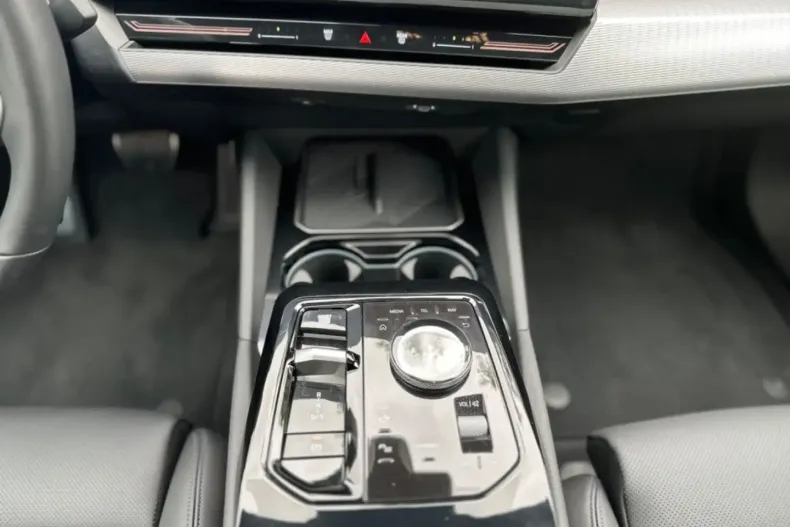 BMW 520 din 2023 cu 9.350 km - oferta BMW122306 - foto 15