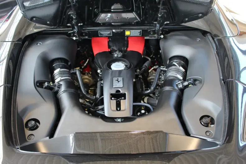 Ferrari F8 din 2022 cu 8.500 km - oferta FER122311 - foto 20