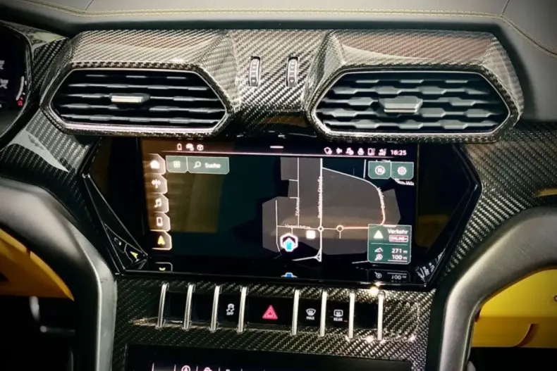 Lamborghini Urus din 2022 cu 21.300 km - oferta LAM122313 - foto 18