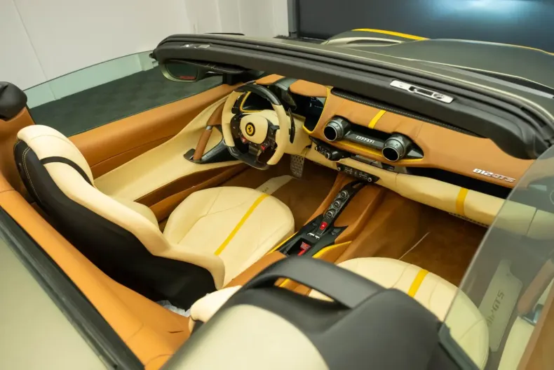 Ferrari 812 din 2023 cu 800 km - oferta FER122315 - foto 16