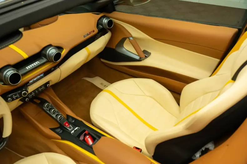 Ferrari 812 din 2023 cu 800 km - oferta FER122315 - foto 32