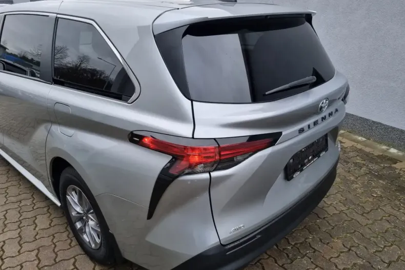 Toyota Sienna din 2021 cu 6.000 km - oferta TOY122317 - foto 6