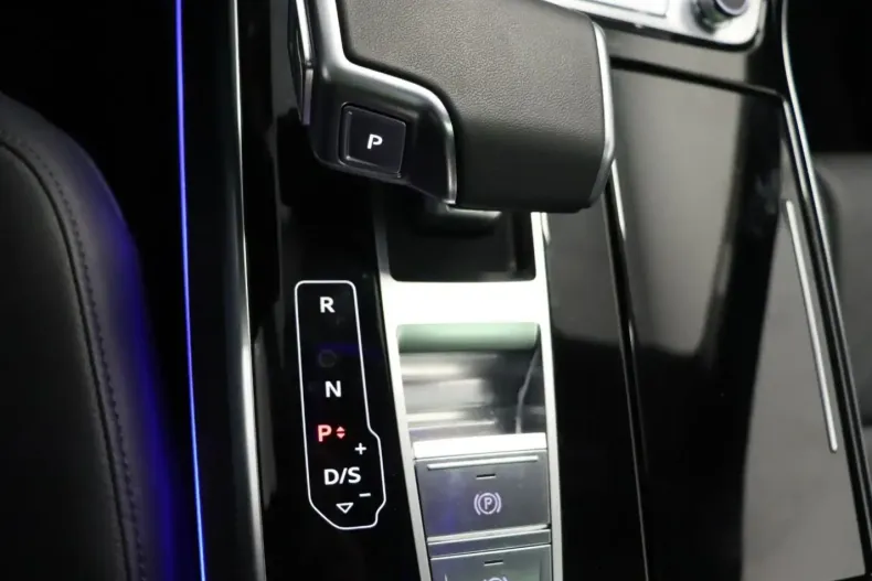 Audi A8 din 2024 cu 26.618 km - oferta AUD122319 - foto 11