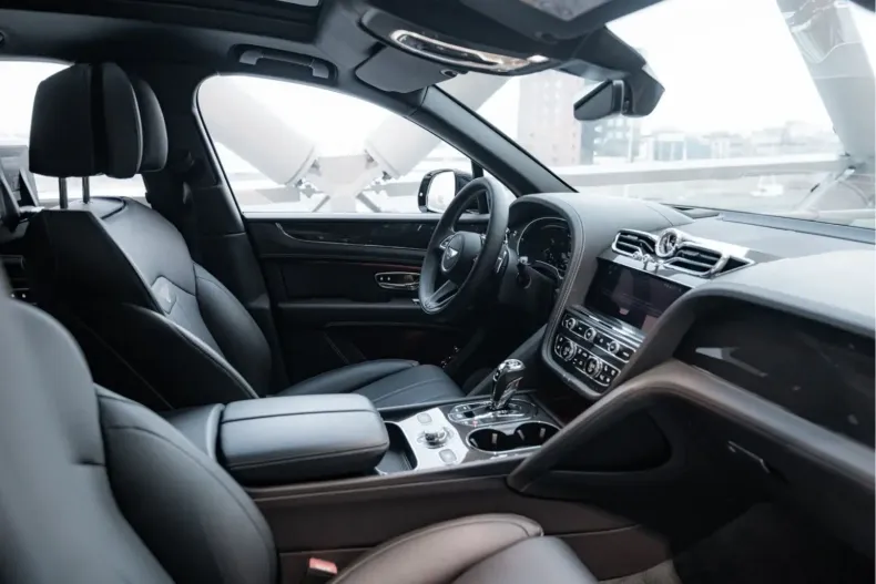 Bentley Bentayga din 2023 cu 25.000 km - oferta BEN122321 - foto 44