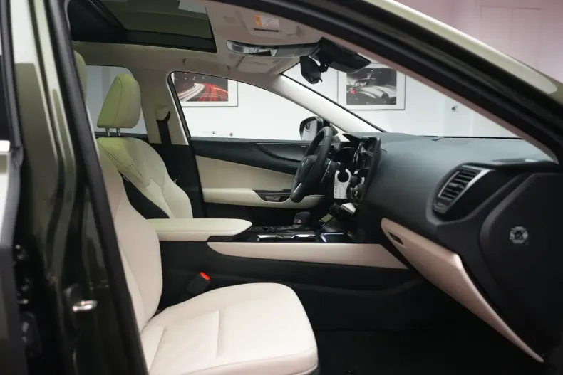 Lexus NX 450h din 2025 cu 11 km - oferta LEX122327 - foto 12