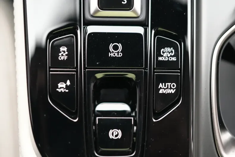 Lexus NX 450h din 2025 cu 11 km - oferta LEX122327 - foto 19