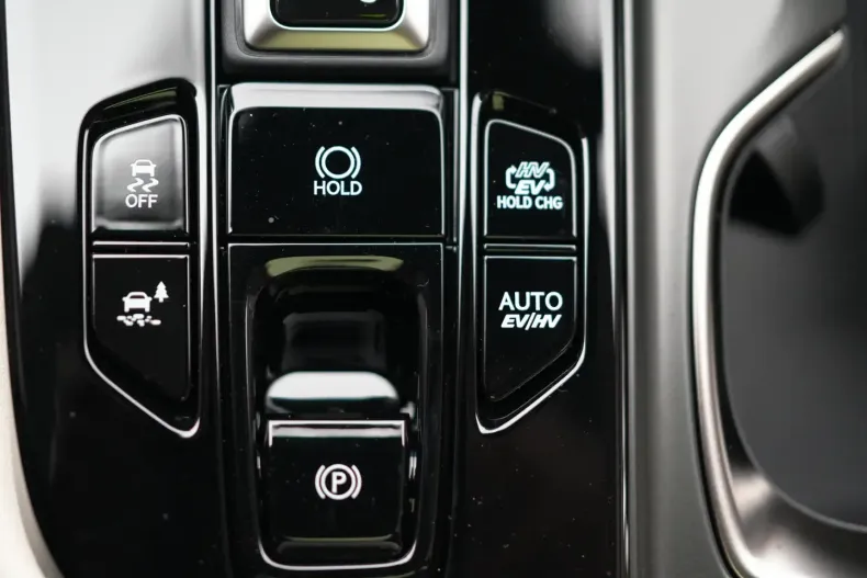 Lexus NX 450h din 2025 cu 11 km - oferta LEX122327 - foto 31