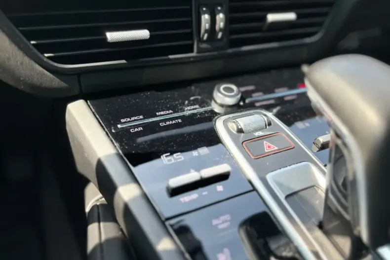 Porsche Cayenne din 2020 cu 95.000 km - oferta POR122333 - foto 28