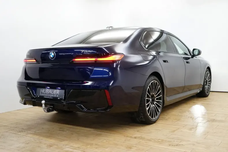 BMW 750 din 2024 cu 2.000 km - oferta BMW122335 - foto 2