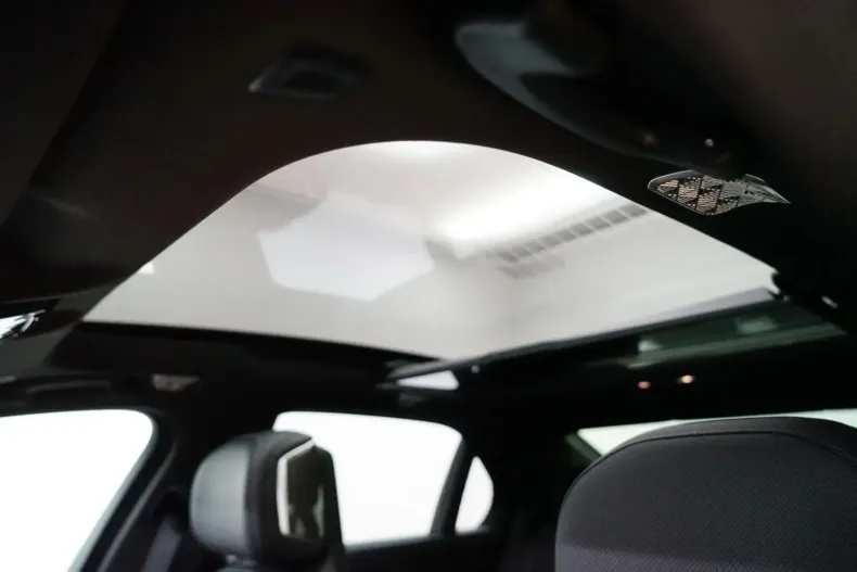 BMW 750 din 2024 cu 2.000 km - oferta BMW122335 - foto 13