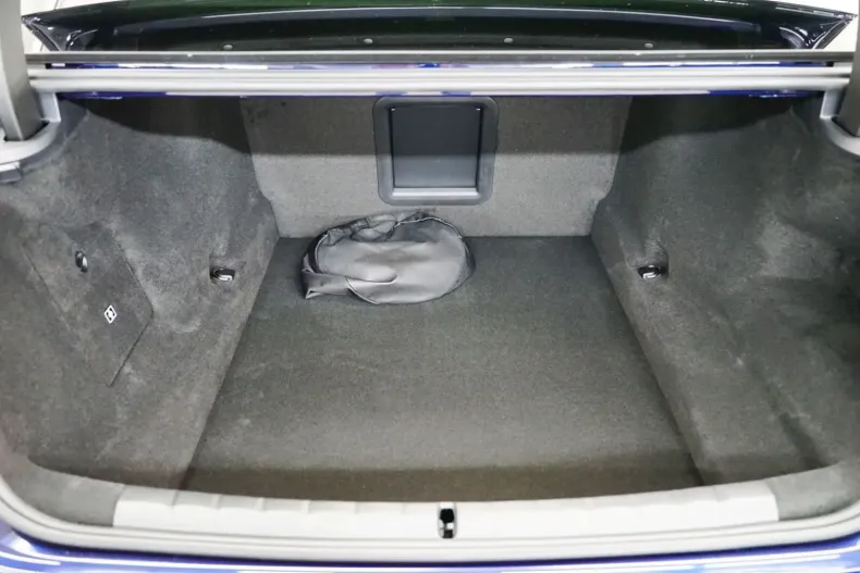 BMW 750 din 2024 cu 2.000 km - oferta BMW122335 - foto 14