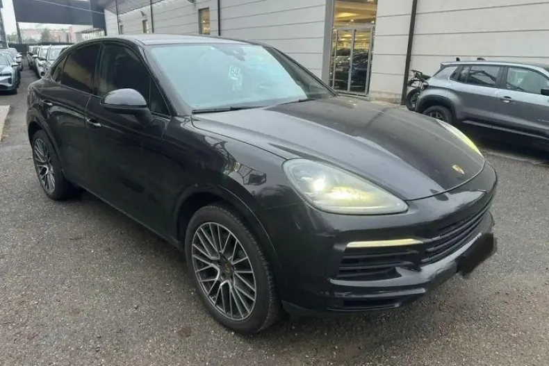 Porsche Cayenne din 2020 cu 90.000 km - oferta POR122336 - foto 1