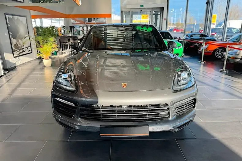 Porsche Cayenne din 2020 cu 99.000 km - oferta POR122337 - foto 1