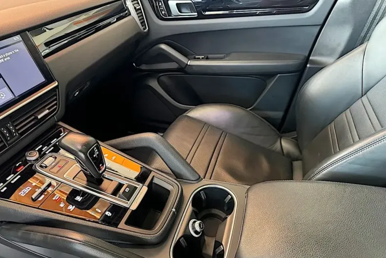 Porsche Cayenne din 2020 cu 99.000 km - oferta POR122337 - foto 15