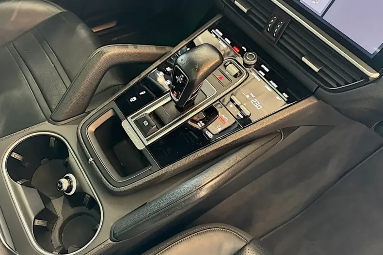 Porsche Cayenne din 2020 cu 99.000 km - oferta POR122337 - foto 18