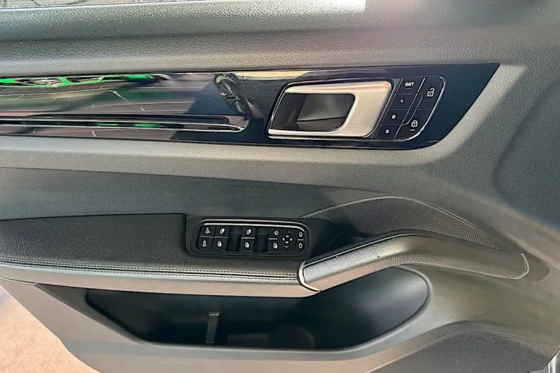 Porsche Cayenne din 2020 cu 99.000 km - oferta POR122337 - foto 22