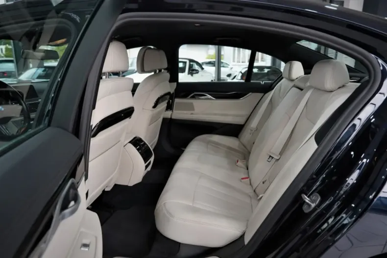 BMW 730 din 2021 cu 57.300 km - oferta BMW122338 - foto 8