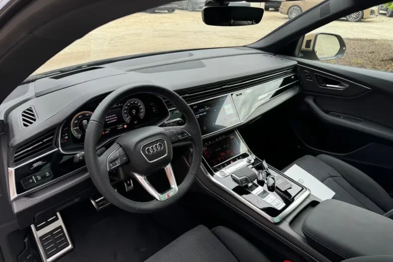 Audi Q8 din 2024 cu 1.000 km - oferta AUD122339 - foto 11