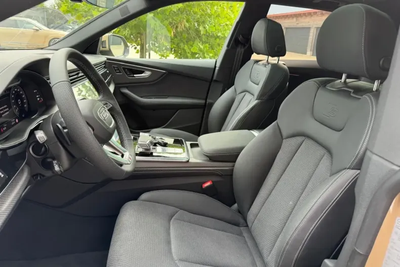 Audi Q8 din 2024 cu 1.000 km - oferta AUD122339 - foto 12