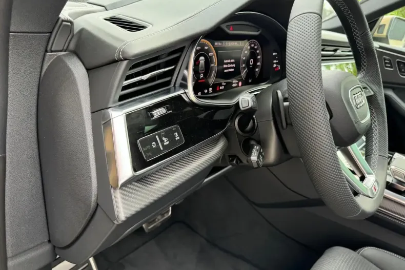 Audi Q8 din 2024 cu 1.000 km - oferta AUD122339 - foto 13